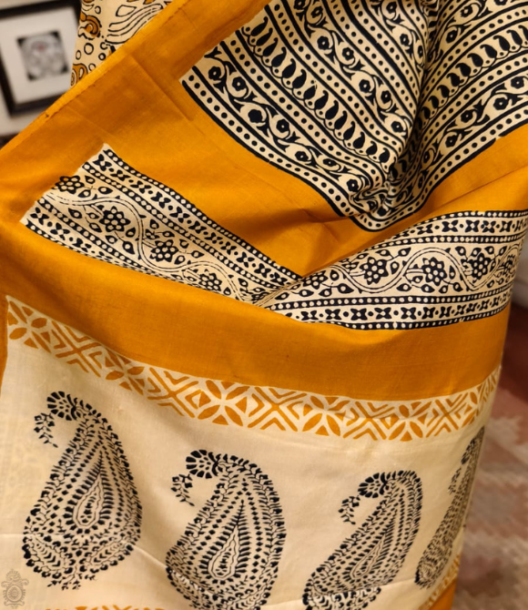 Handwoven Pure Mulberry Bengal Silk Saree Yellow