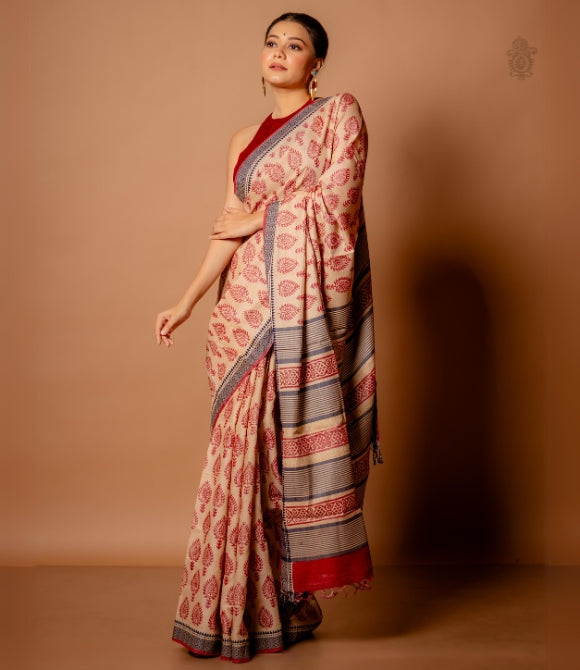 Handwoven Vidarbh Tussar Saree Red - Black