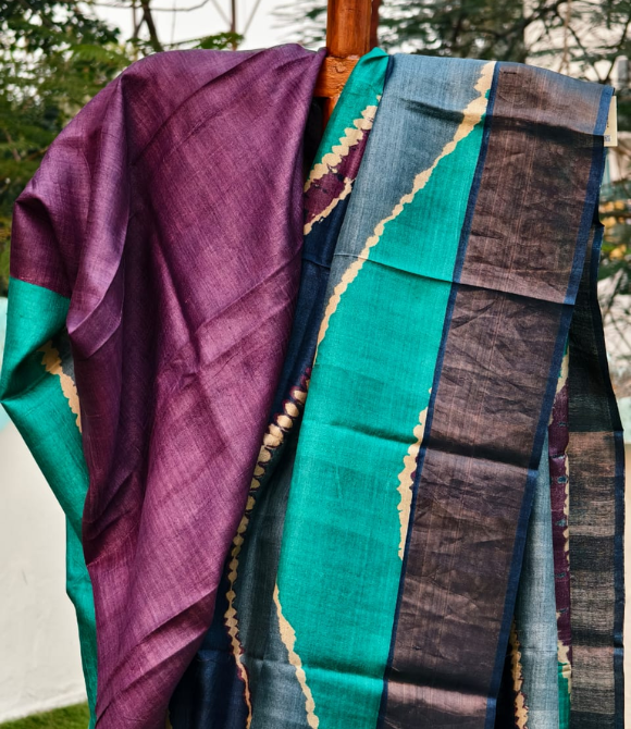 Shibori Tussar Multicolour Saree Variant 3