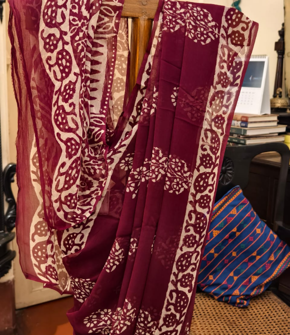 Deep Maroon Ethnic Printed Chiffon Saree