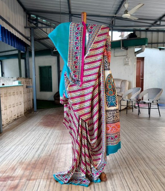 Handwoven Pure Mulberry Bengal Silk Saree Pink & Blue