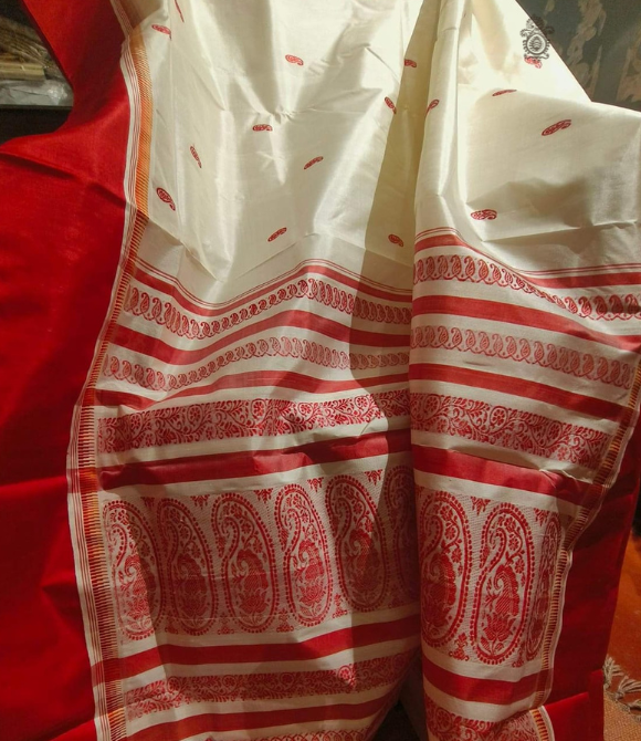 Koriyal Garad Silk Saree - Red & White