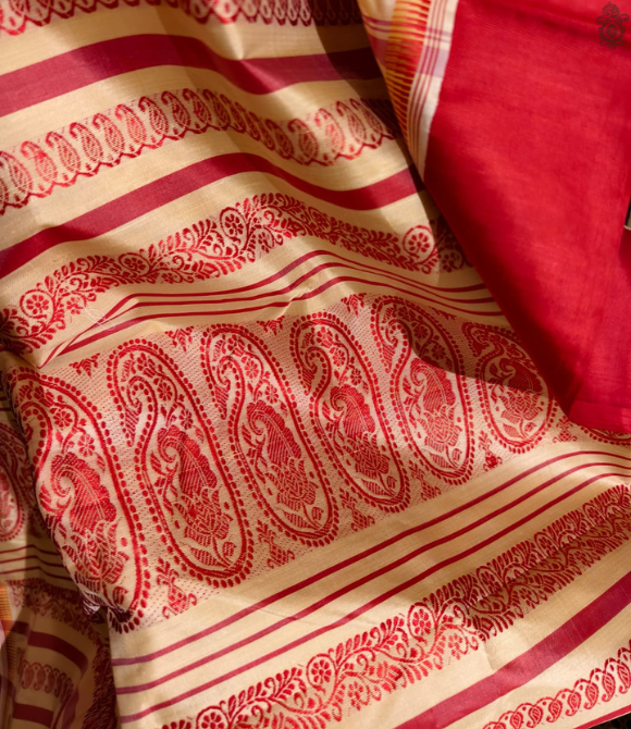 Koriyal Garad Silk Saree Red - Beige