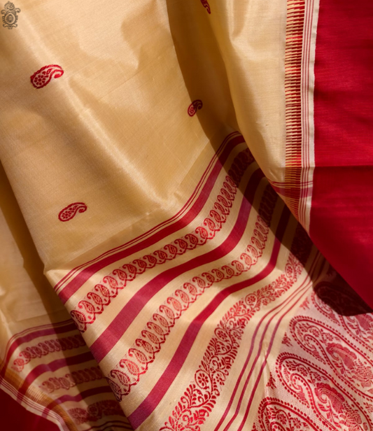 Koriyal Garad Silk Saree Red - Beige