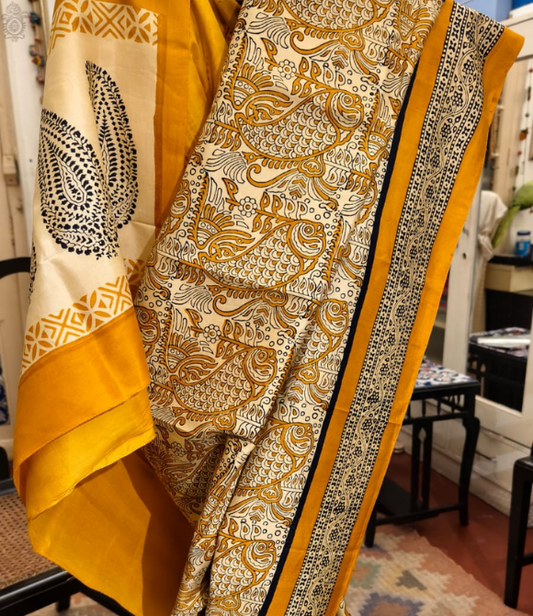 Handwoven Pure Mulberry Bengal Silk Saree Yellow