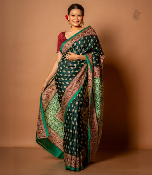 Handwoven Pure Mulberry Bengal Silk Saree Deep Green