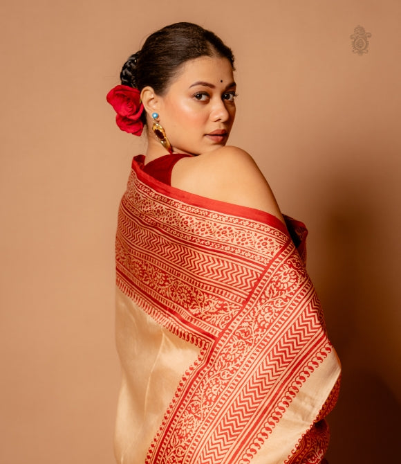 Handwoven Pure Mulberry Bengal Silk Saree Off-White - Red
