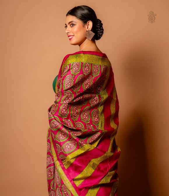 Handwoven Pure Mulberry Bengal Silk Saree Rani Pink