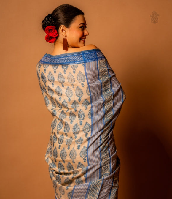 Handwoven Vidarbh Tussar Cotton Blend Saree Blue
