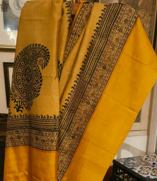 Handwoven Pure Mulberry Bengal Silk Saree Yellow