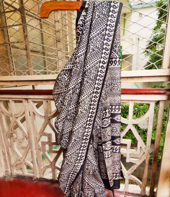 Kalakriti by Paroma | Best Block Print Sarees