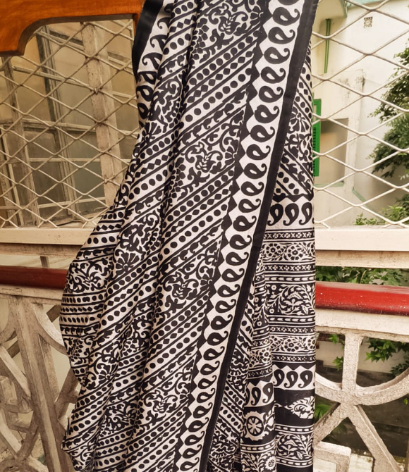 Kalakriti by Paroma | Best Block Print Sarees