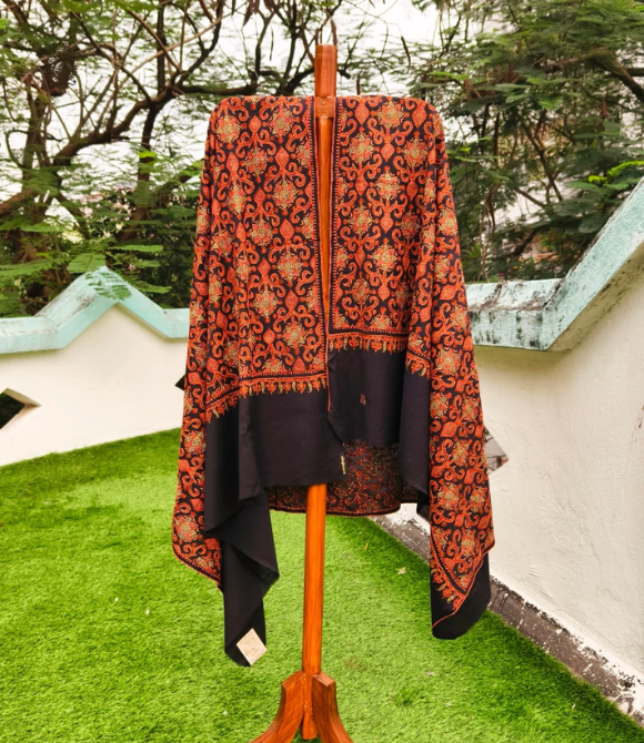 Fine Wool Hand Embroided Kashmiri Shawl