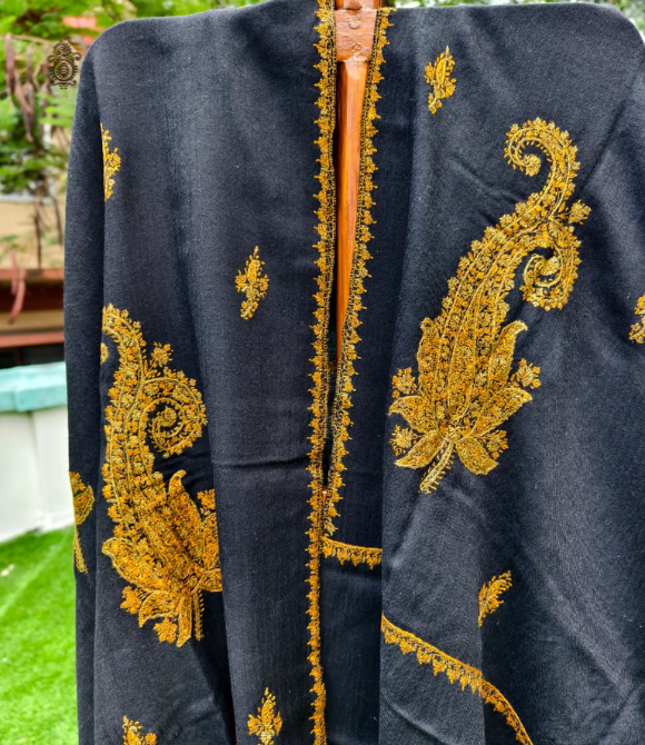 Fine Wool Hand Embroided Kashmiri Shawl