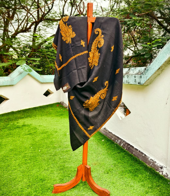 Fine Wool Hand Embroided Kashmiri Shawl