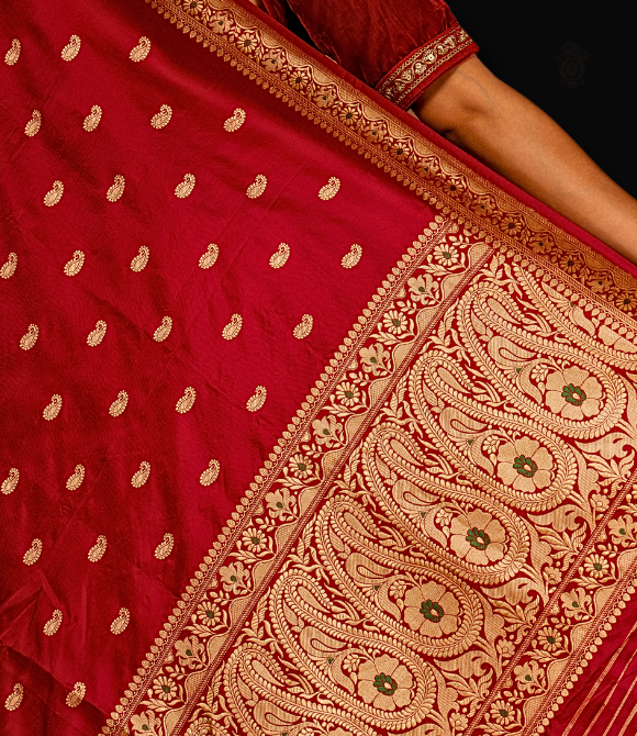 Handwoven Pure Katan Silk Kadhua Kairi Benarasi Saree Red