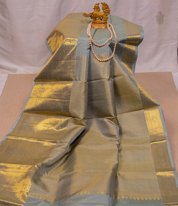 Pure Zari Kanjivaram Saree - Grey With Big Butta