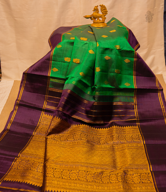 Pure Zari Kanjivaram Saree - Green & Coffee Border