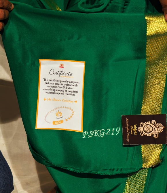 Emerald Green Pure Mysore Crepe Silk Saree - The Swarna Collection