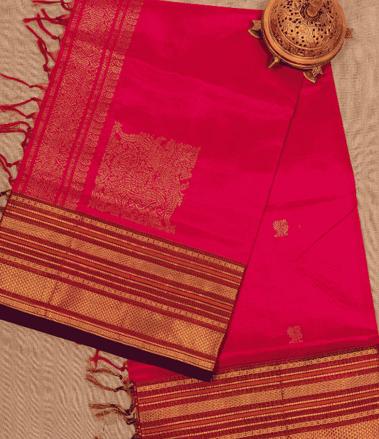 Handwoven Korvai Silk Cotton Handloom Saree - Fuchsia Pink