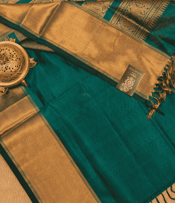 Handwoven Korvai Silk Cotton Handloom Saree - Emerald Green