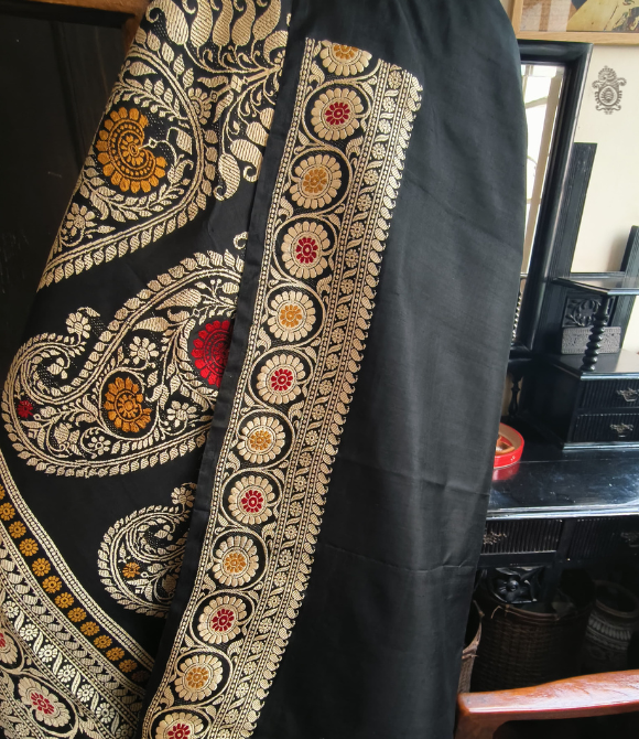 Vintage Design Bishnupur Baluchari Saree