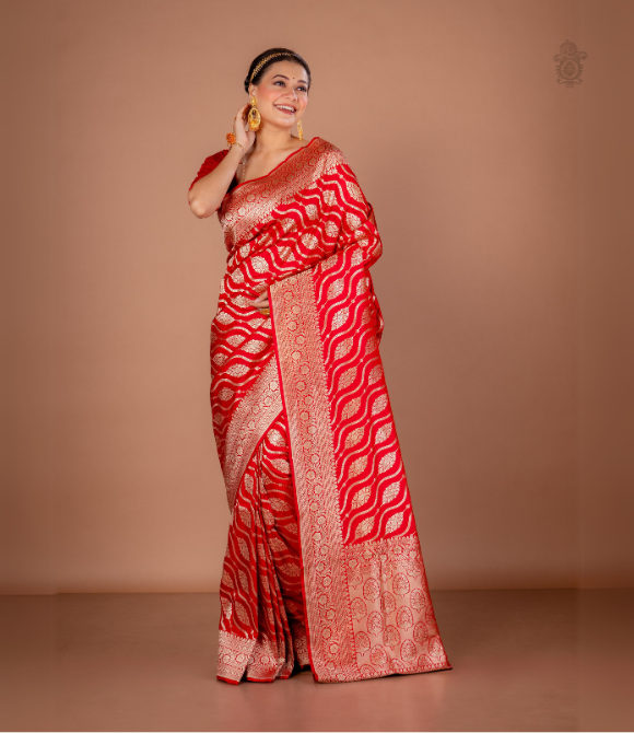 Handwoven Pure Bridal Benarasi Cutwork Saree Grand Red