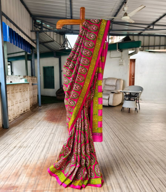 Handwoven Pure Mulberry Bengal Silk Saree Rani Pink