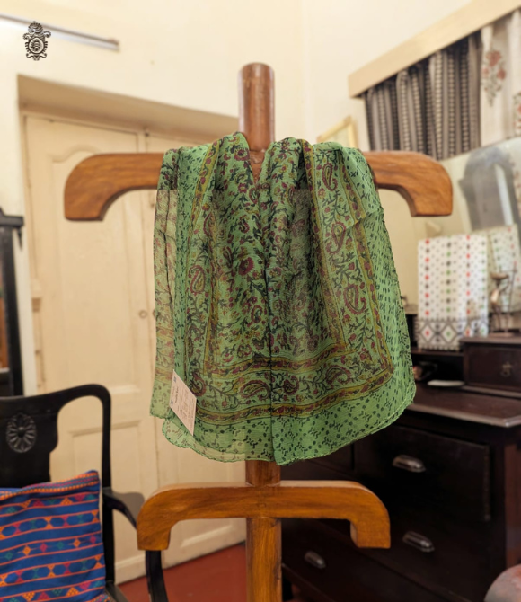 Pure Silk Chinnon Printed Scarf SC04