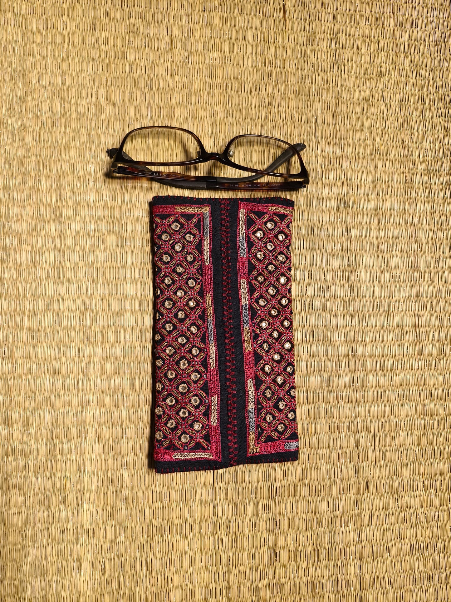 Black Red Kutch Hand-Embroidered Spec Case
