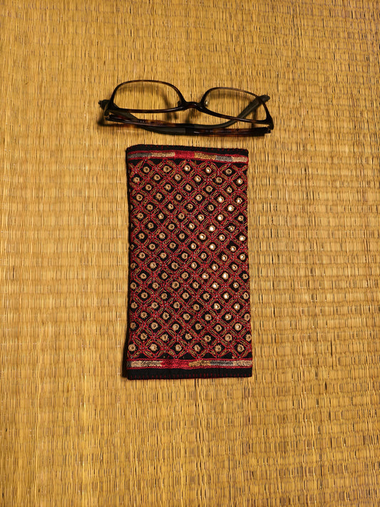 Black Red Kutch Hand-Embroidered Spec Case