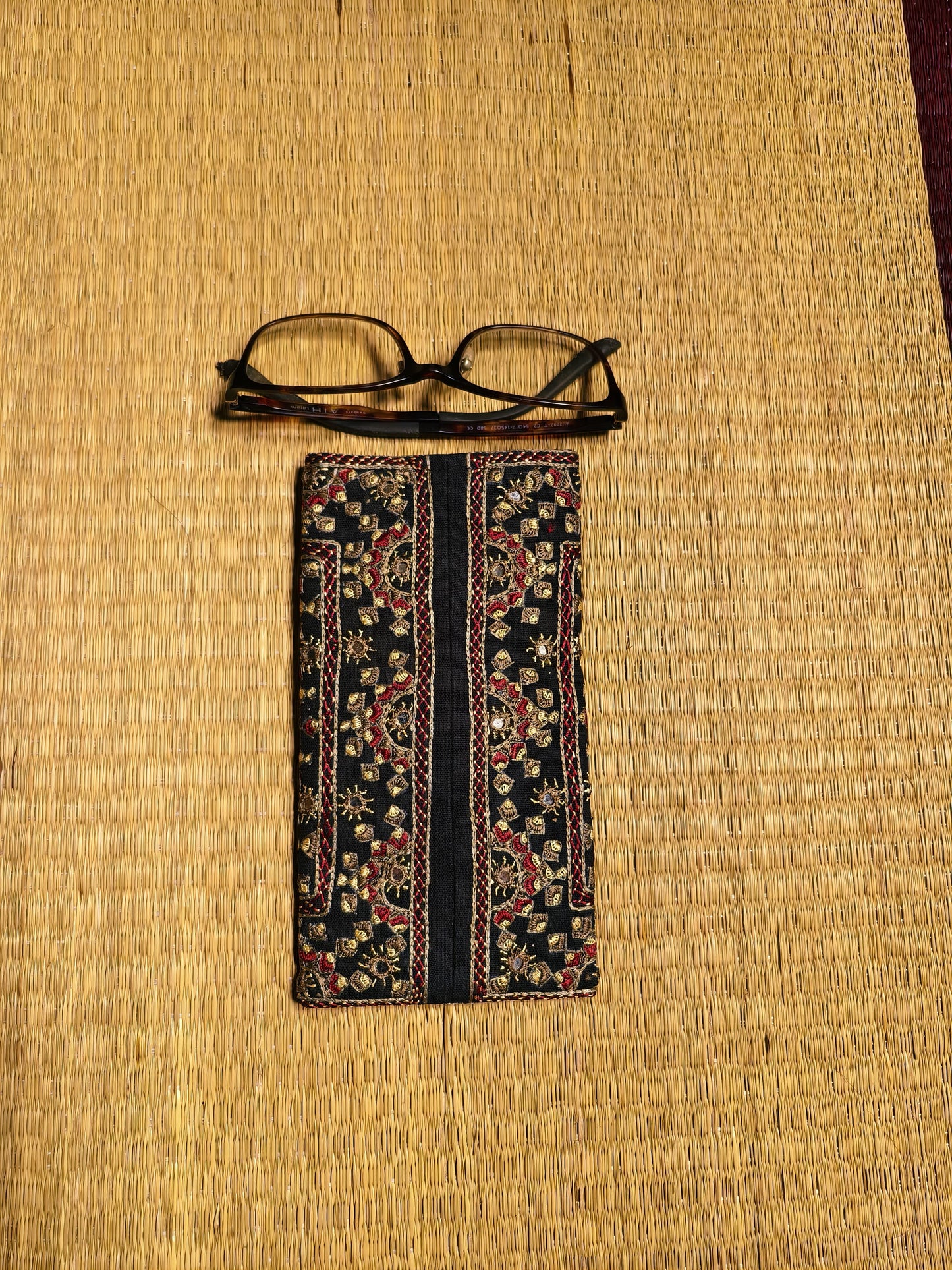 Black Kutch Hand-Embroidered Spec Case